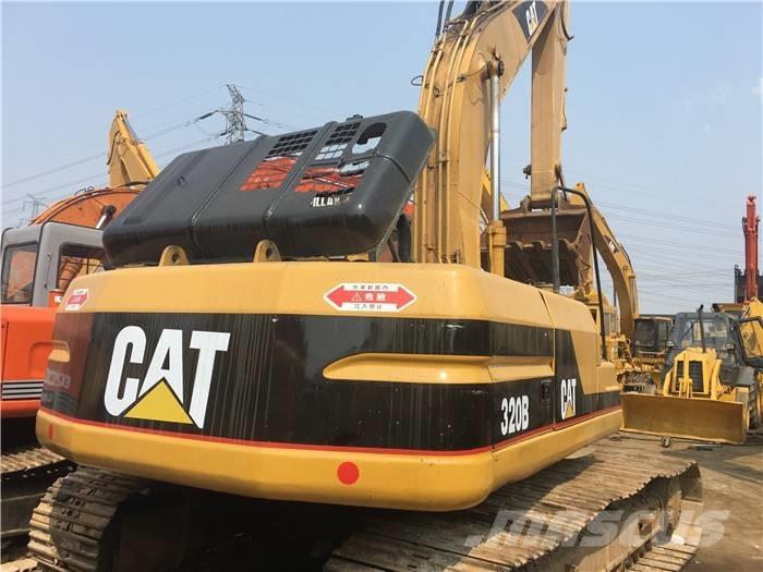 CAT 320 B Paletli ekskavatörler