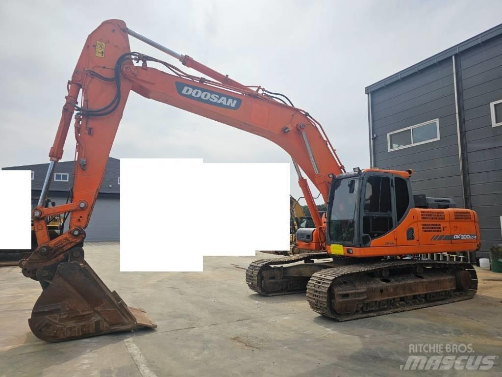 Doosan DX 300 LC-3 Paletli ekskavatörler