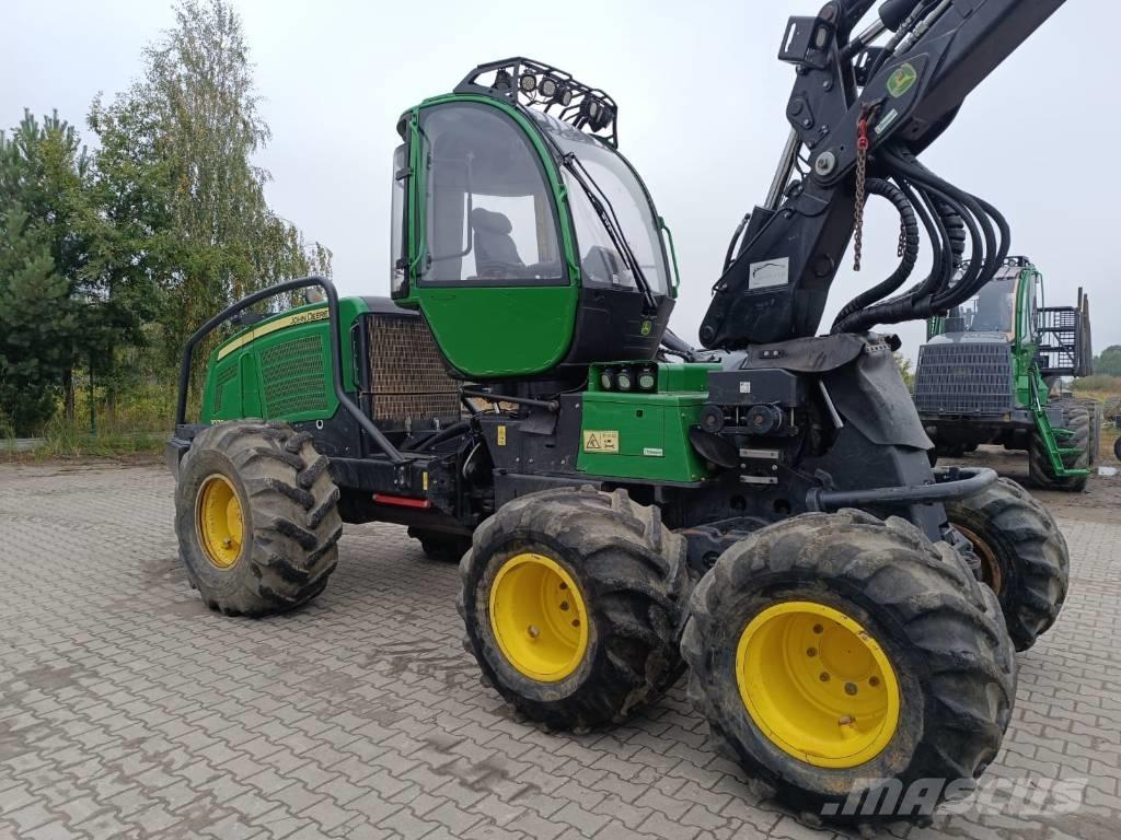John Deere 1070 E Biçerdöverler