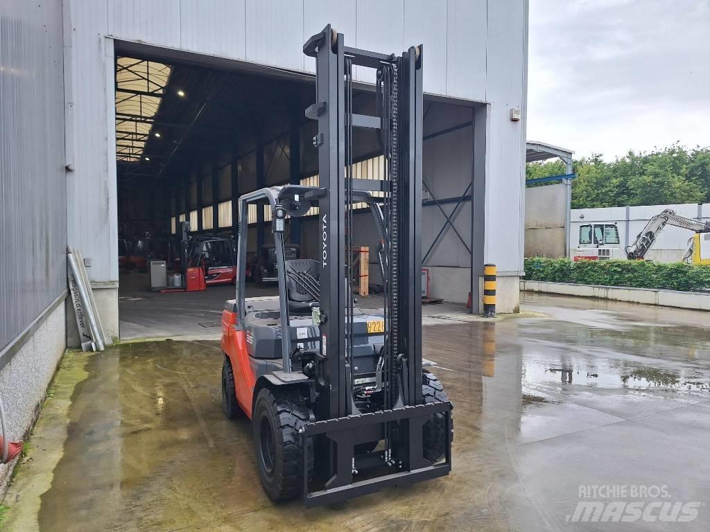 Toyota 52-2 FD JF 35 Dizel forkliftler