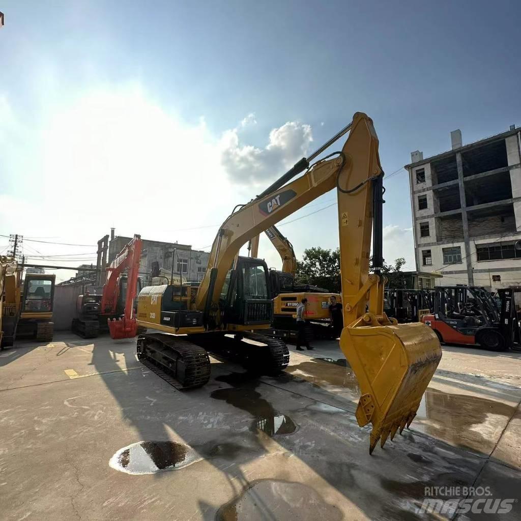 CAT 312 D Paletli ekskavatörler