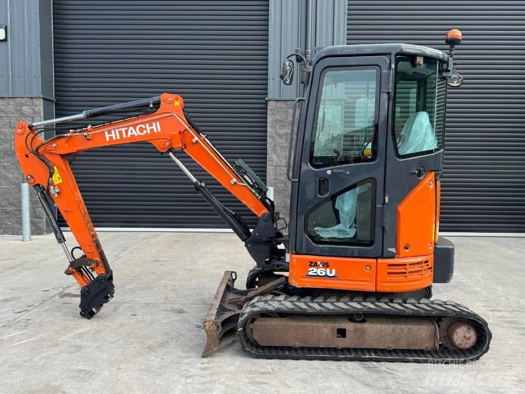 Hitachi ZX 26 U-6 cr Mini ekskavatörler, 7 tona dek