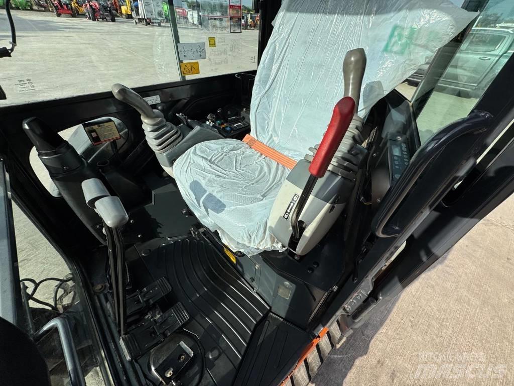Hitachi ZX 26 U-6 cr Mini ekskavatörler, 7 tona dek