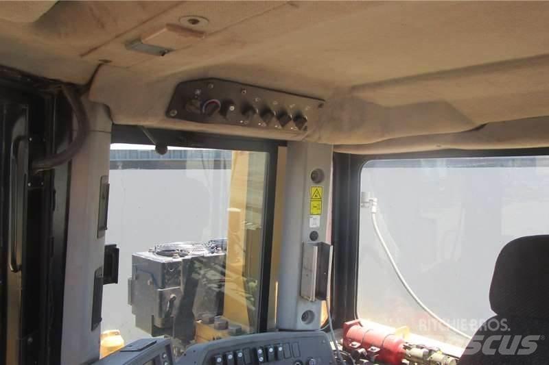 CAT D9T Paletli dozerler