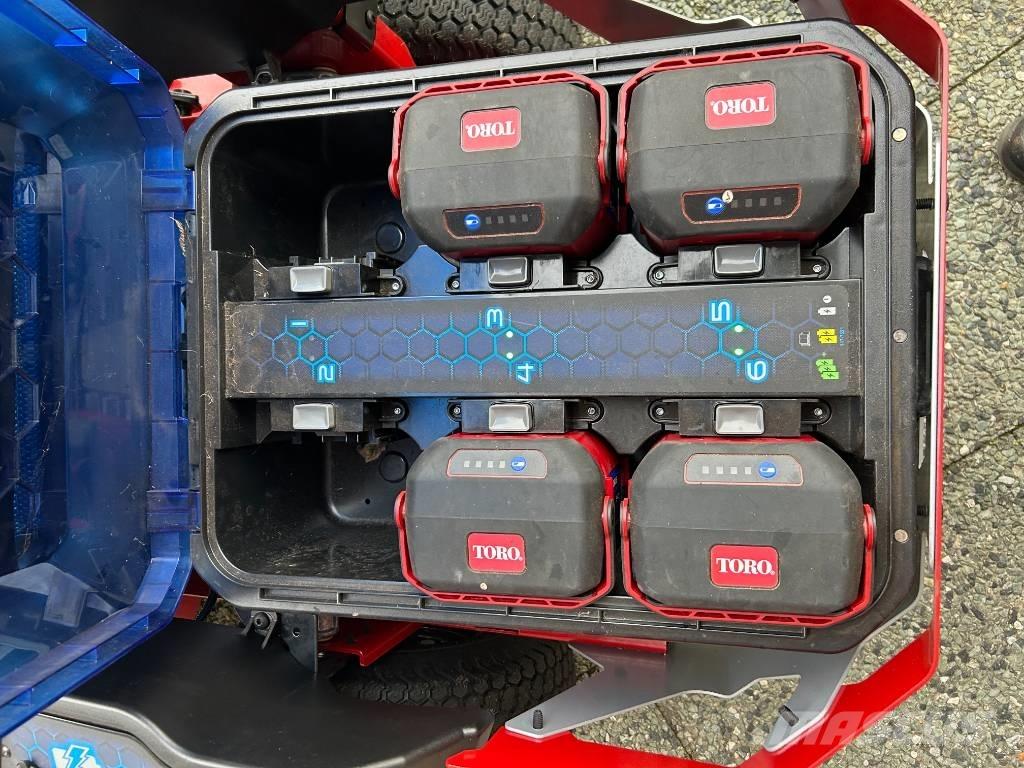 Toro eMR 4275 Sıfır dönüşlü çim biçme makineleri