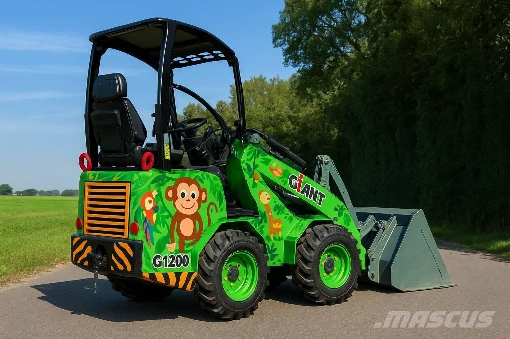 GiANT 1200 Tekerlekli yükleyiciler