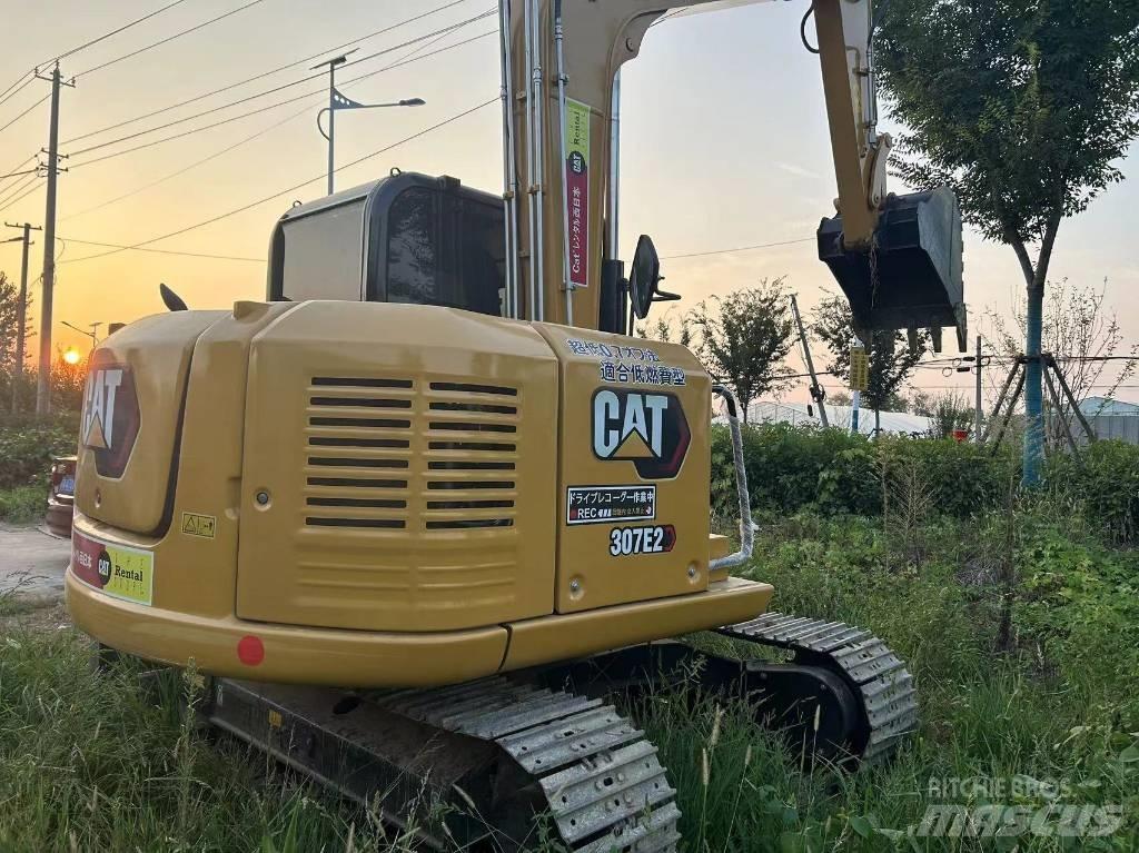 CAT 307 E2 Paletli ekskavatörler