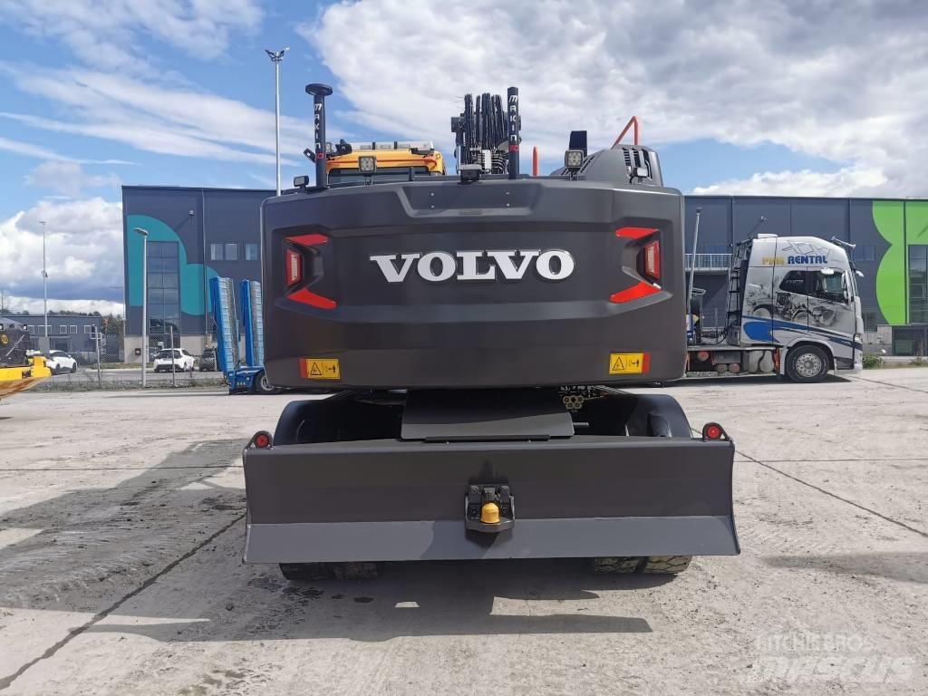 Volvo EW160E Lastik tekerli ekskavatörler