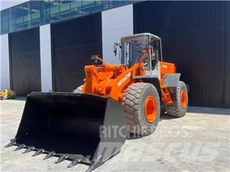 Hitachi LX 210 E Tekerlekli yükleyiciler