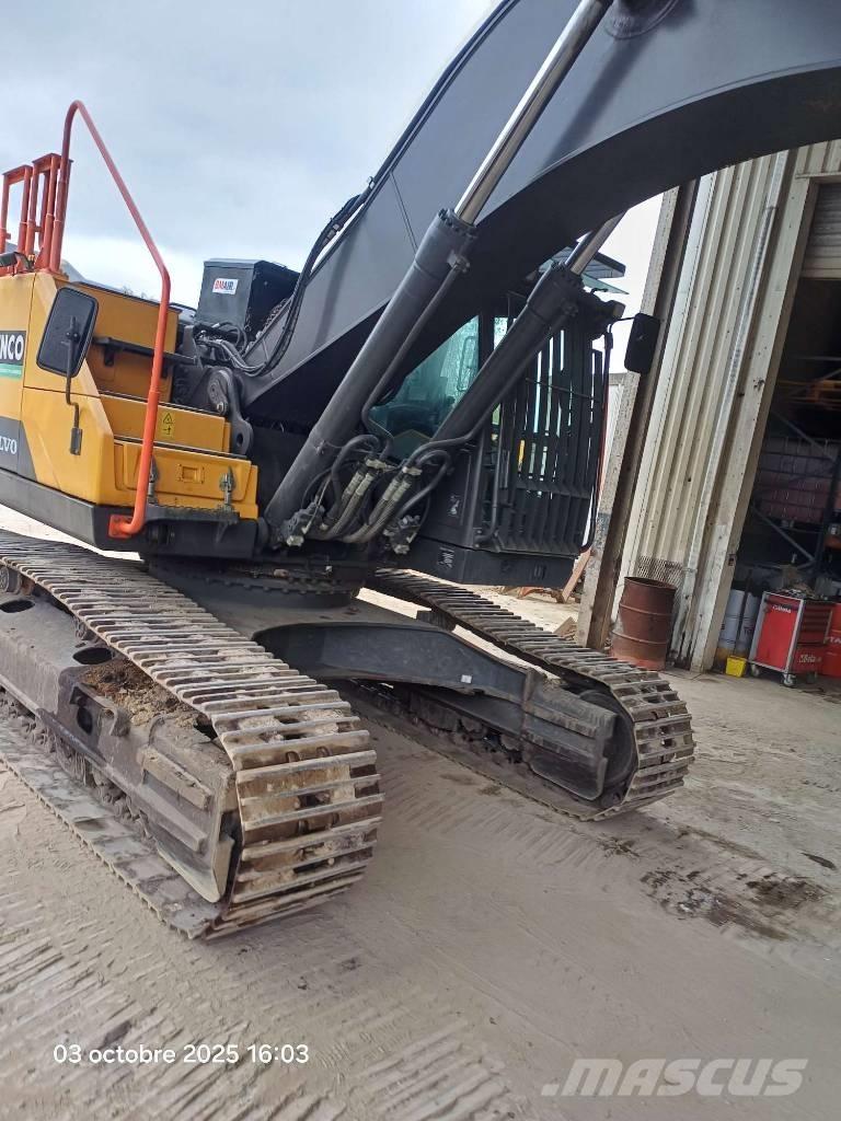 Volvo EC 300 EL Paletli ekskavatörler