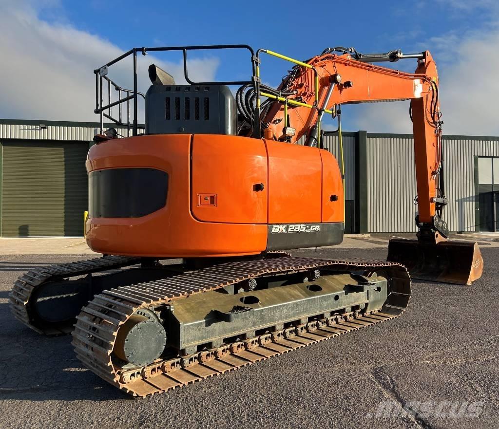 Doosan DX235LCR-7 Paletli ekskavatörler