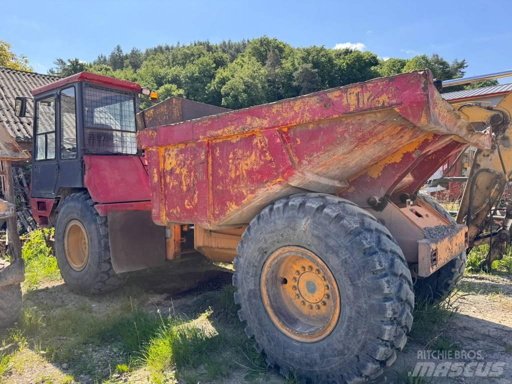 JCB 712 Belden kirma kaya kamyonu