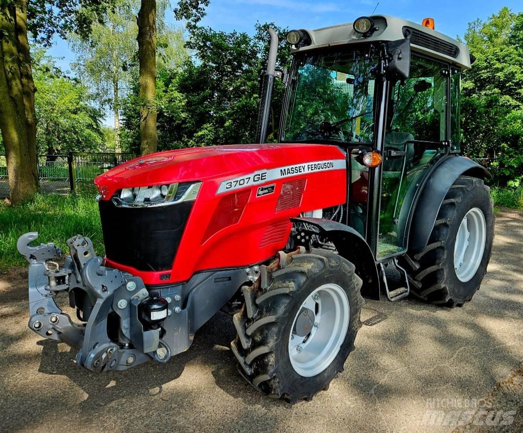 Massey Ferguson 3707 Traktörler