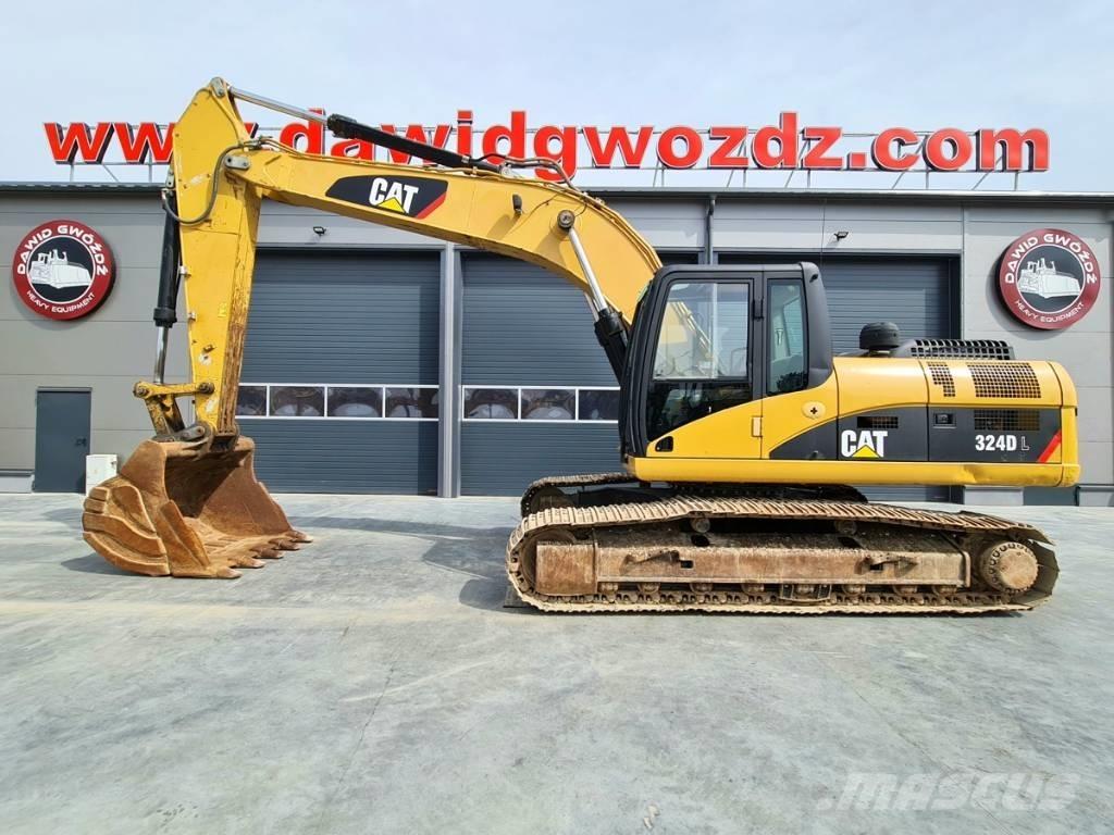 CAT 324 D L Paletli ekskavatörler