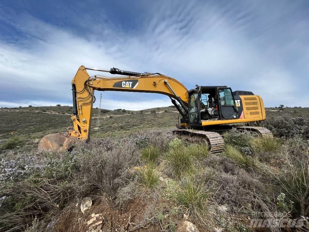 CAT 329 E Paletli ekskavatörler