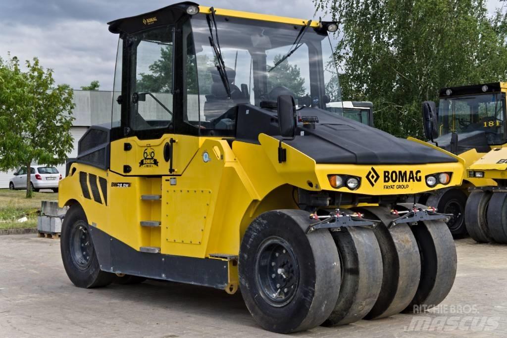 Bomag BW 28 RH Pnömatik lastikli silindirler