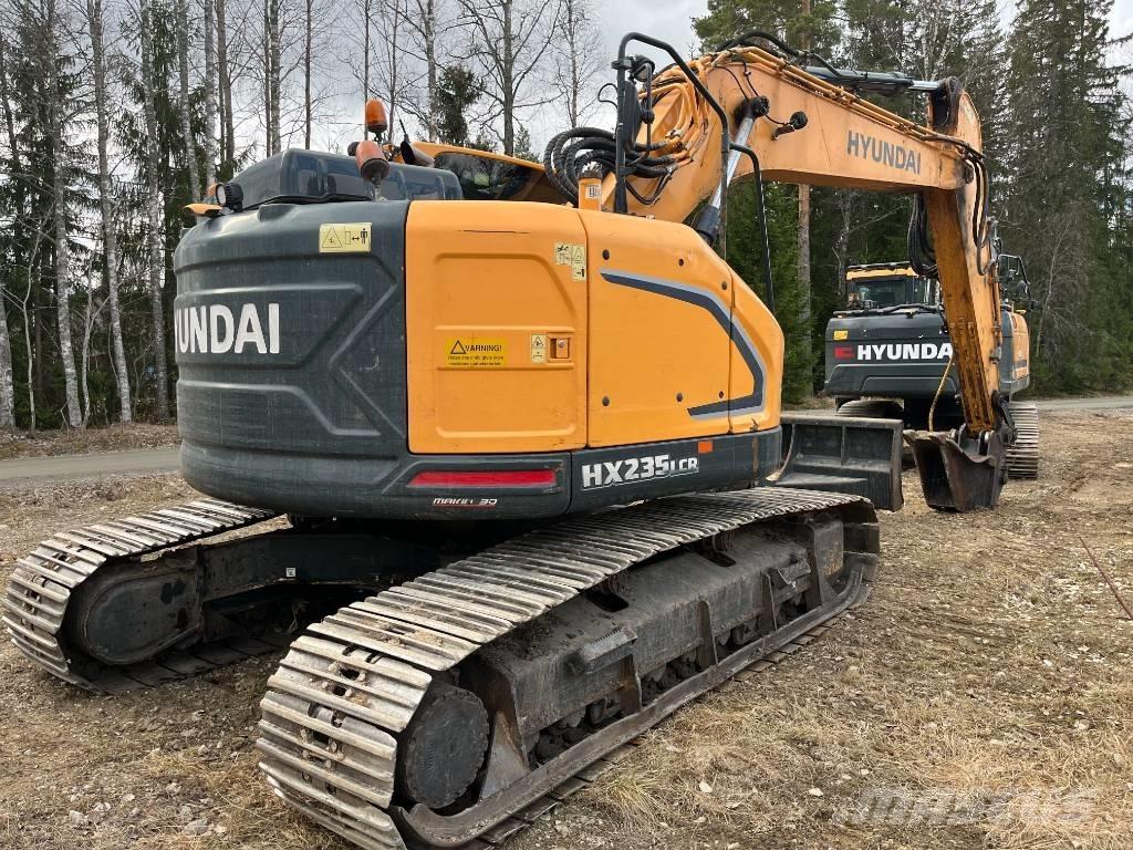 Hyundai HX 235 LCR Paletli ekskavatörler