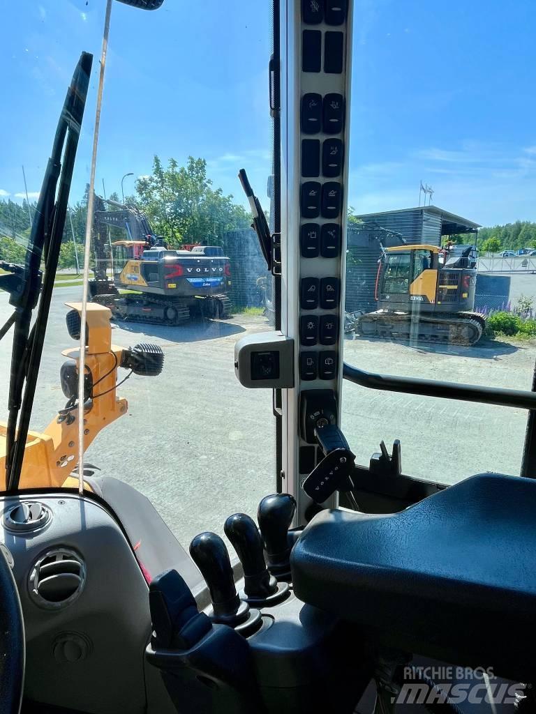 Volvo L 120 H Tekerlekli yükleyiciler