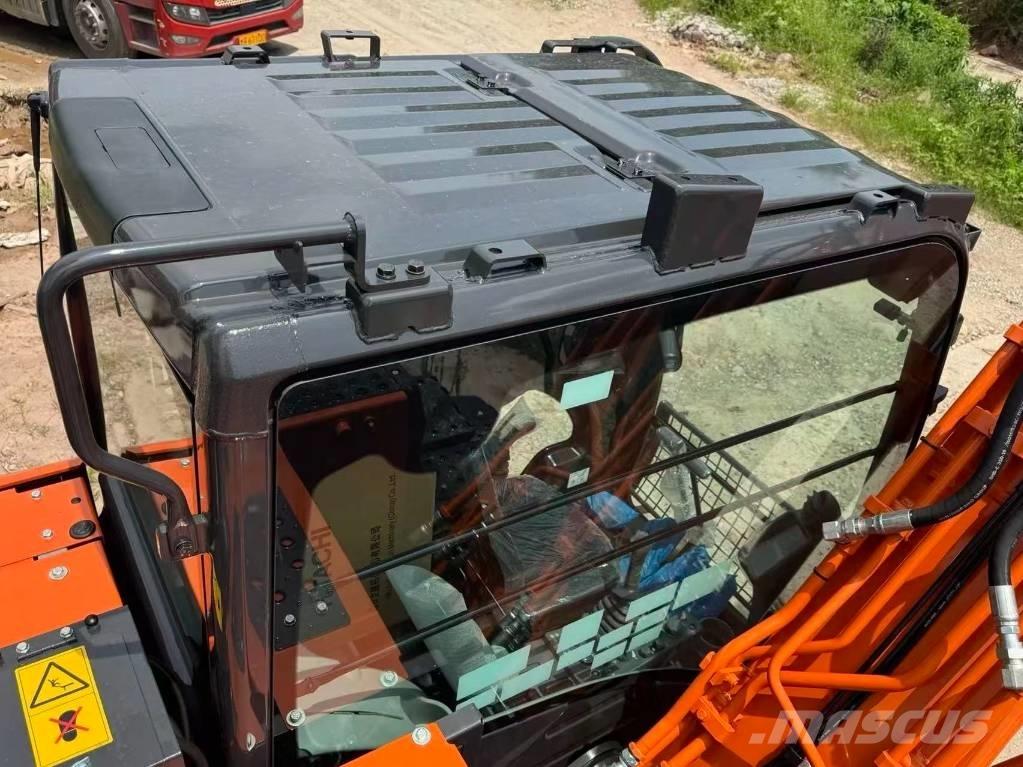 Hitachi ZX 130-6 Paletli ekskavatörler