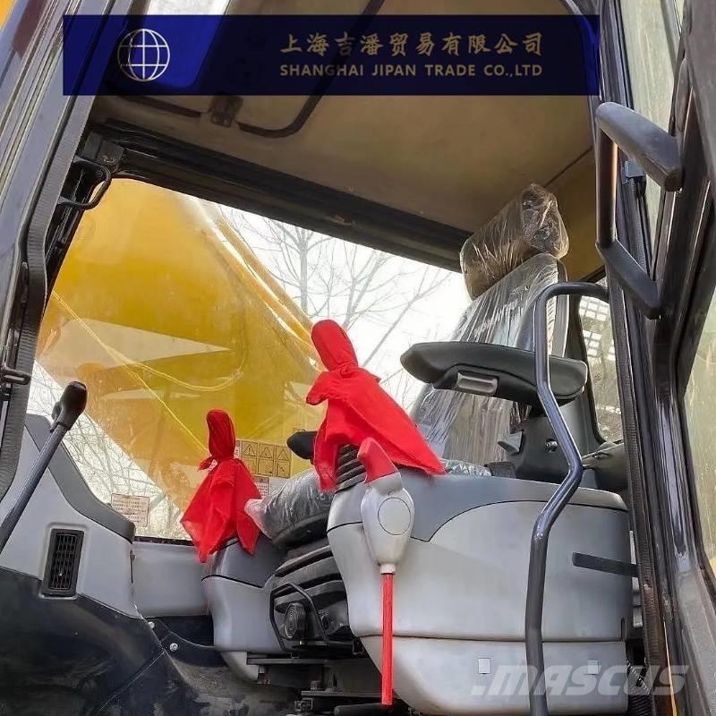 Komatsu PC 360 Paletli ekskavatörler