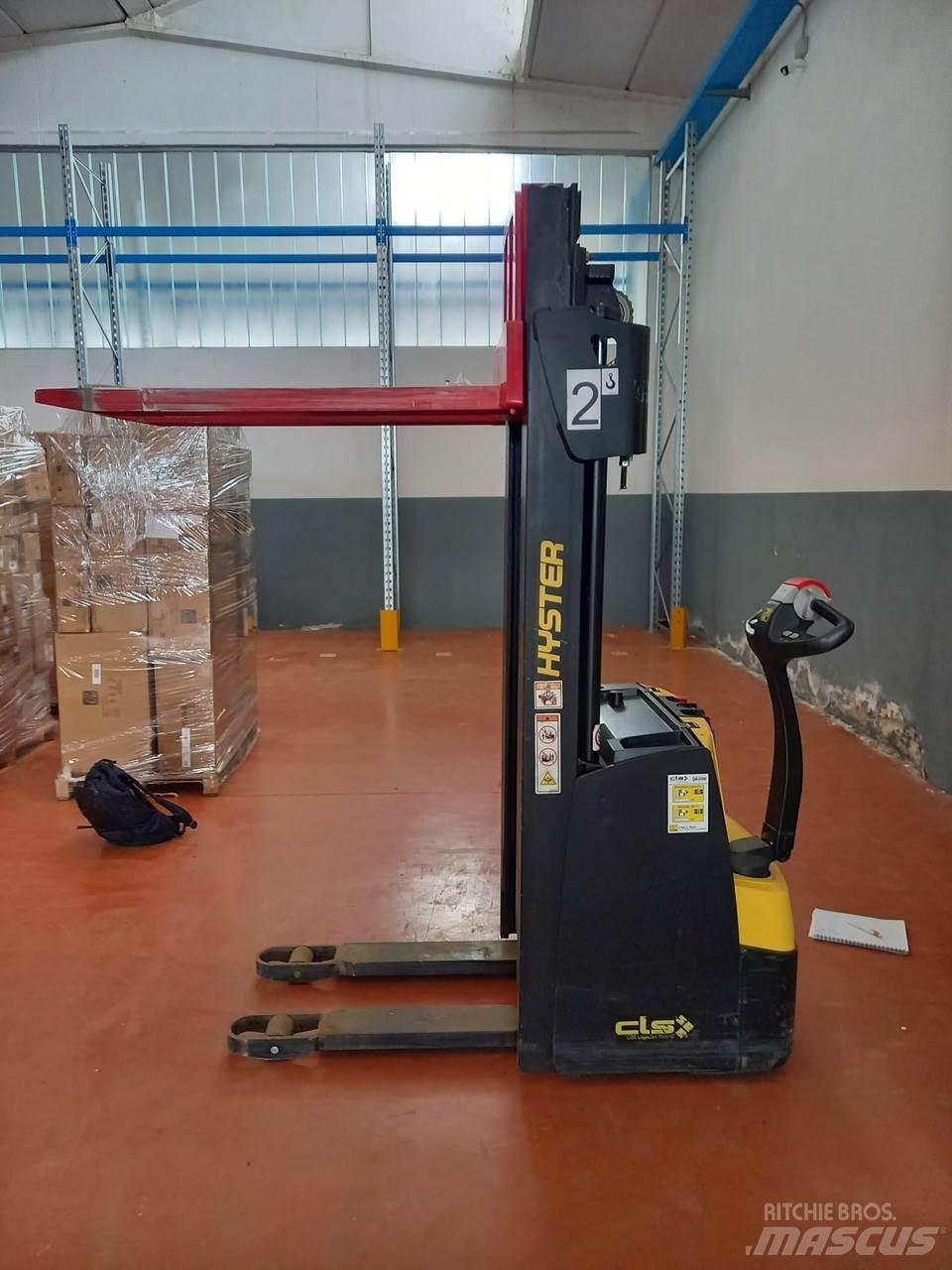 Hyster S1.2 Yaya kumandali istif makinasi