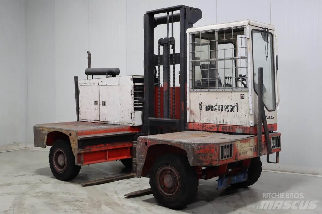 Fantuzzi SF45 Sideloader - dört yönlü forkliftler