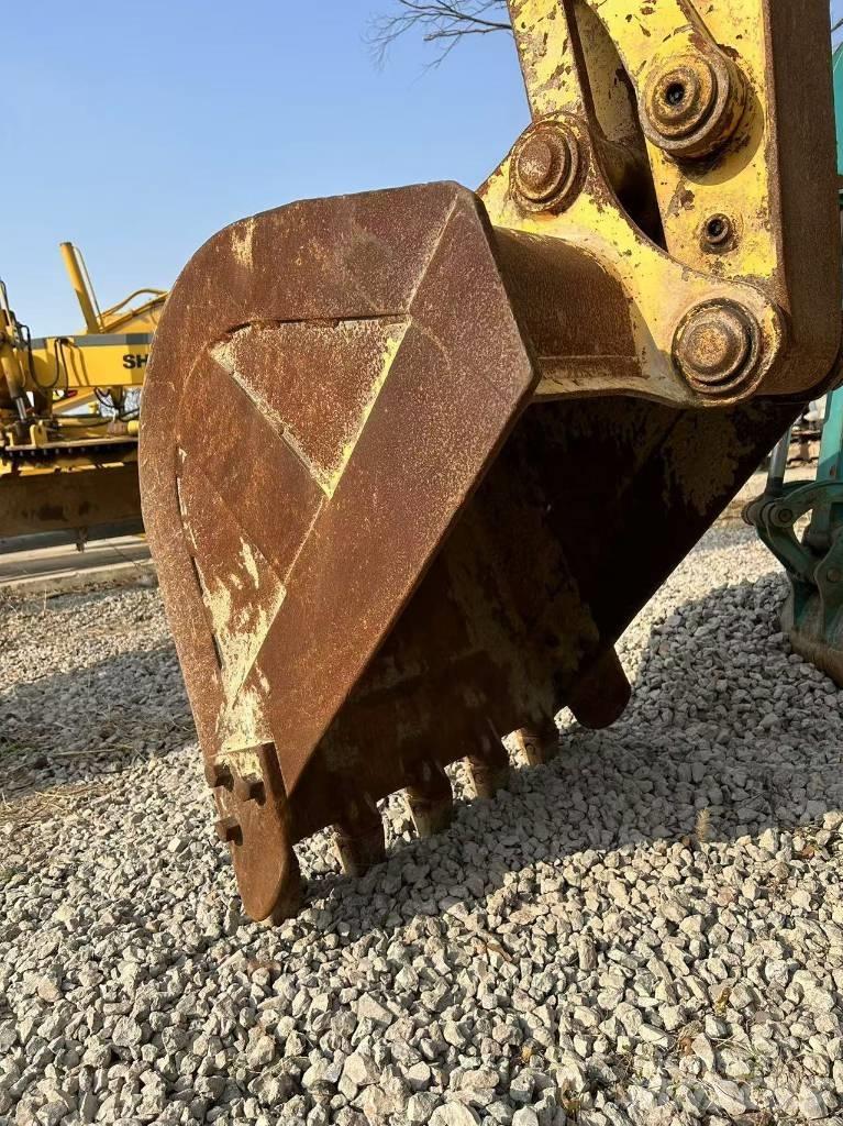 Komatsu PC70 Paletli ekskavatörler