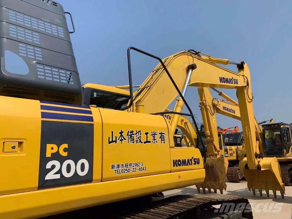 Komatsu PC 200-7 Paletli ekskavatörler