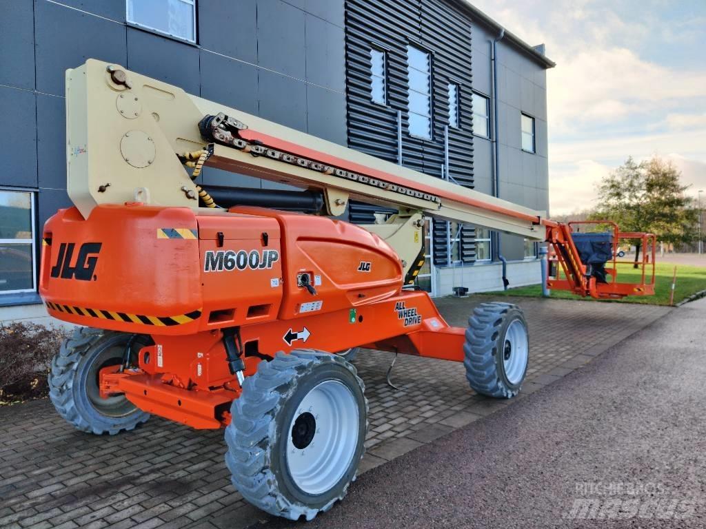 JLG M600JP Bomlift Körüklü personel platformları