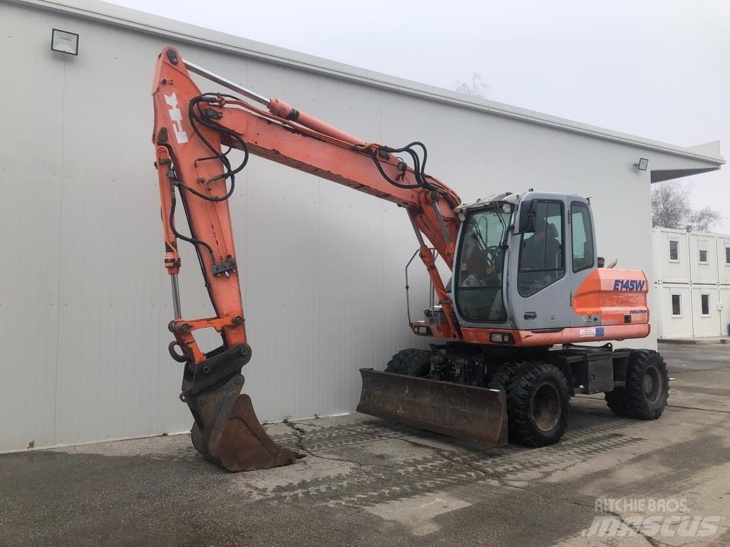 Fiat-Kobelco E 145 W Lastik tekerli ekskavatörler