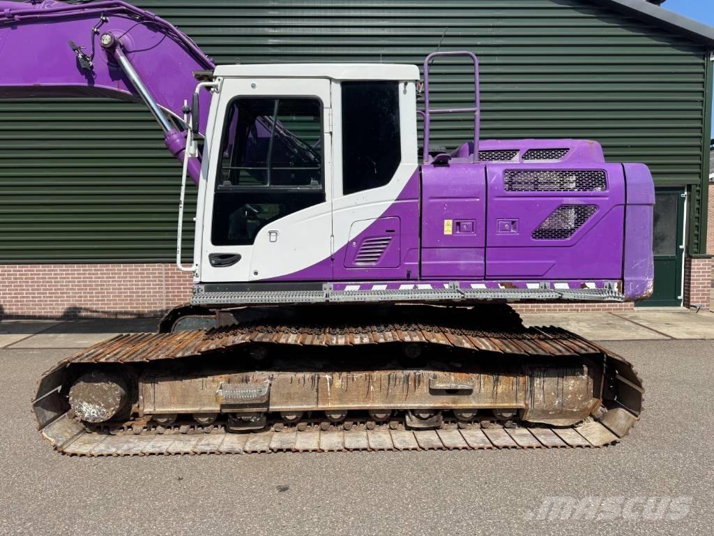 Hyundai HX 260 L Paletli ekskavatörler