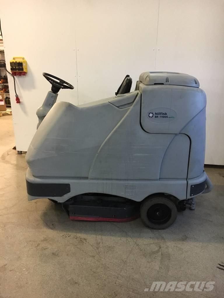 Nilfisk BR 1100 Kombine süpürücü-temizleyiciler