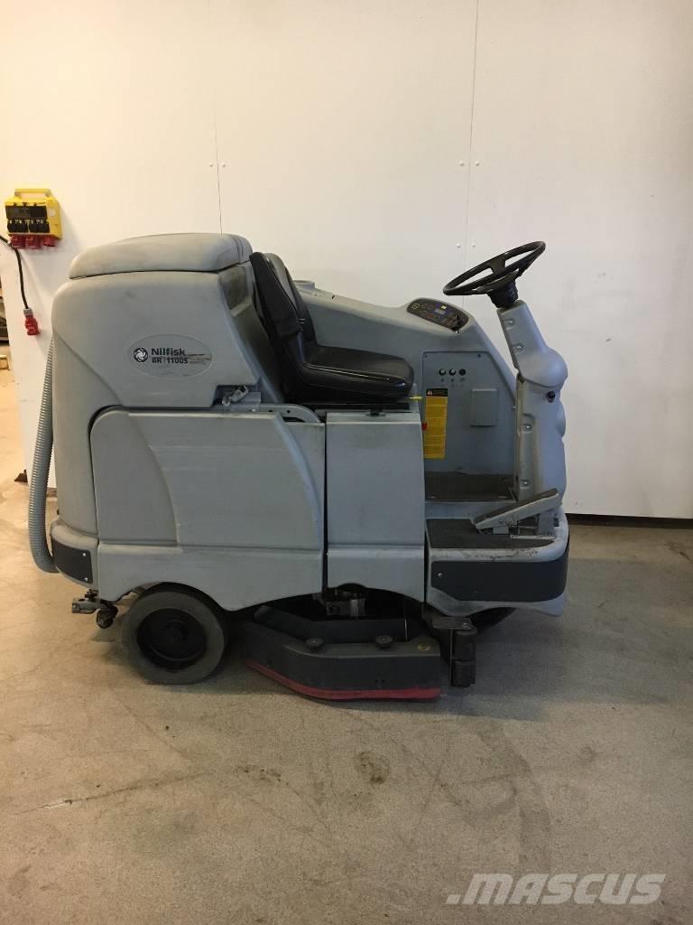Nilfisk BR 1100 Kombine süpürücü-temizleyiciler