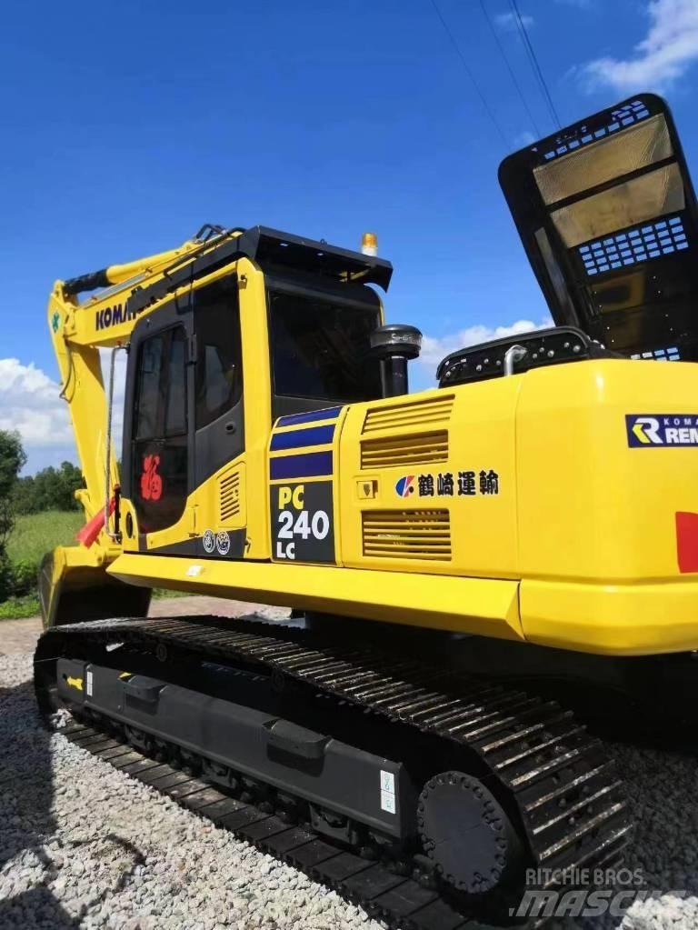Komatsu PC 240 LC-8 Paletli ekskavatörler