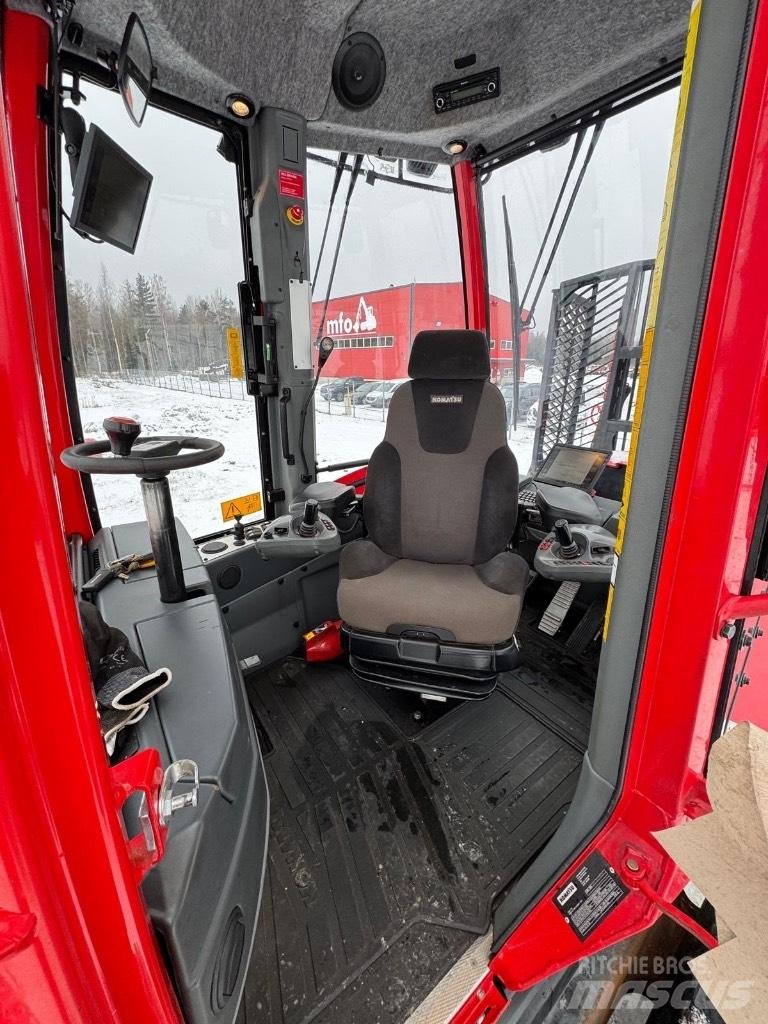 Komatsu 875 Tomruk yükleyici traktörler