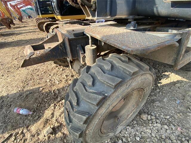 Doosan DX60W Paletli ekskavatörler