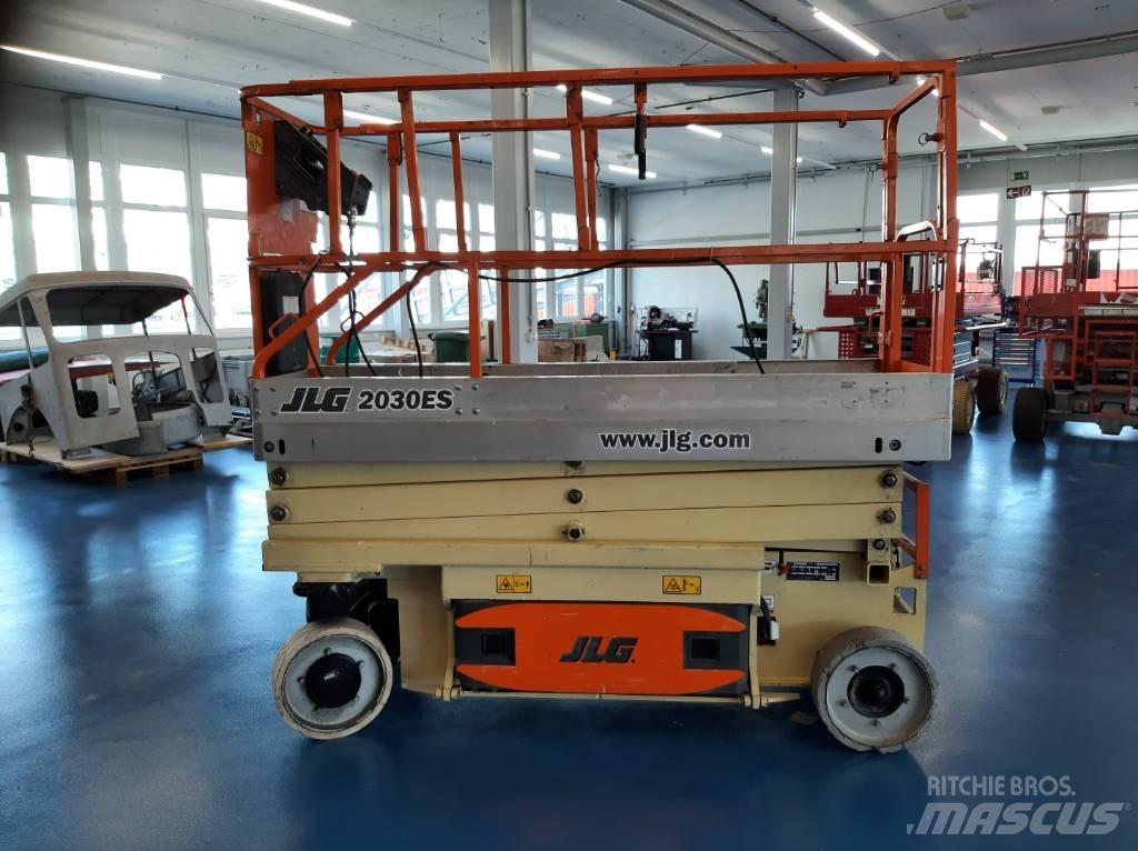 JLG 2030 ES Makasli platformlar