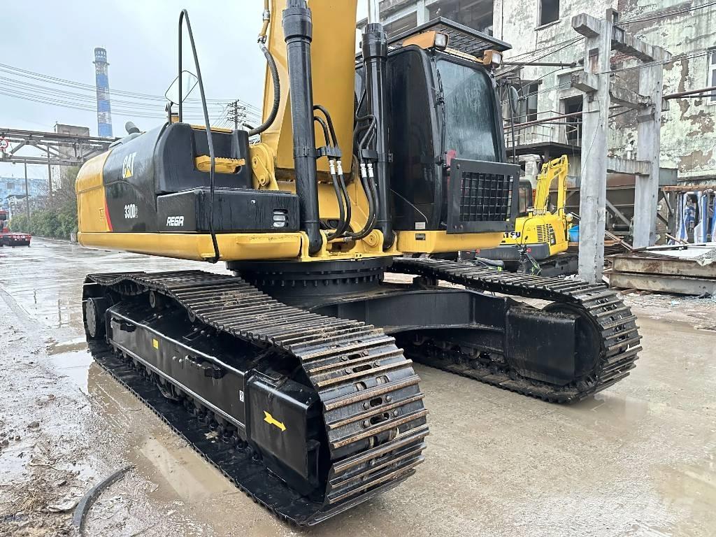 CAT 330D2 Paletli ekskavatörler