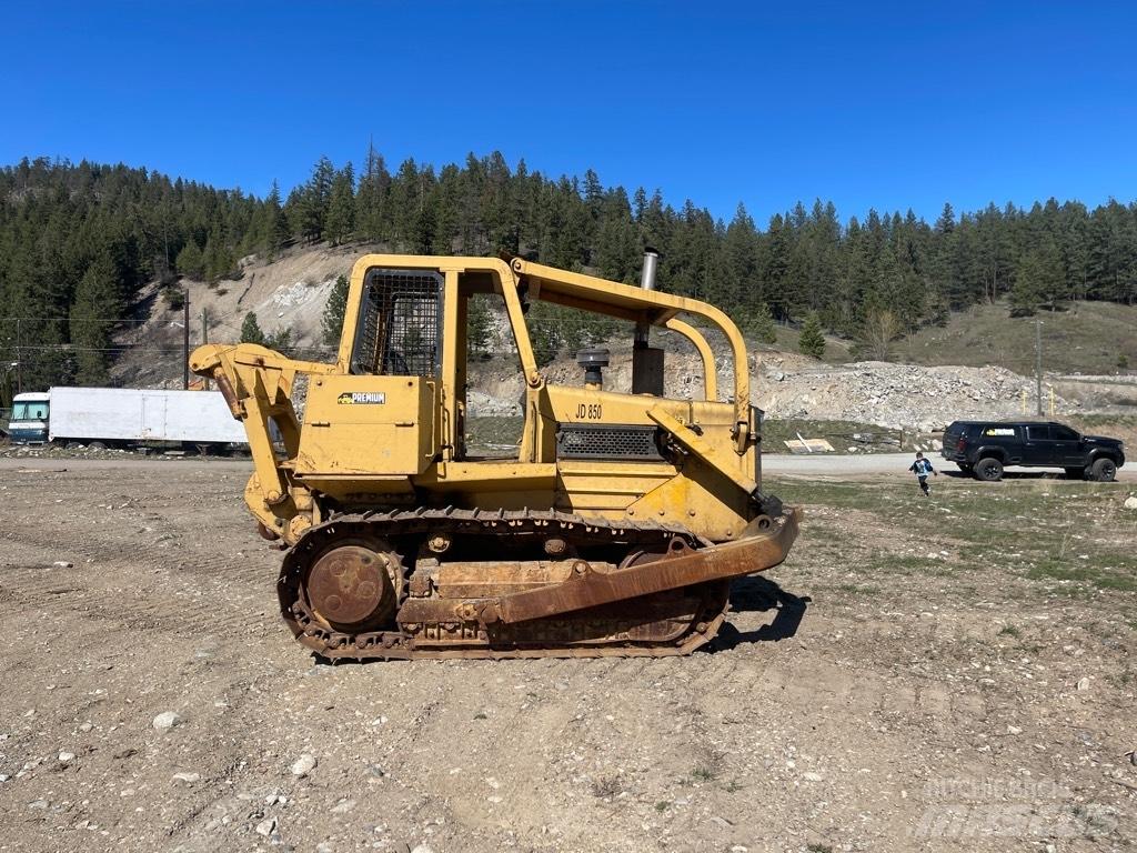 DEERE 850 Paletli dozerler