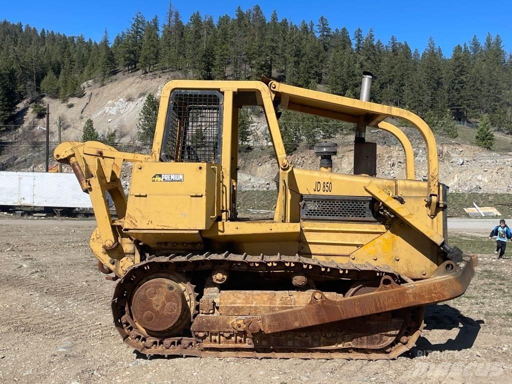 DEERE 850 Paletli dozerler
