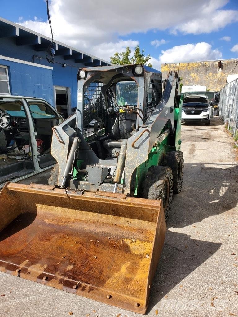John Deere 314G Skid steer loderler