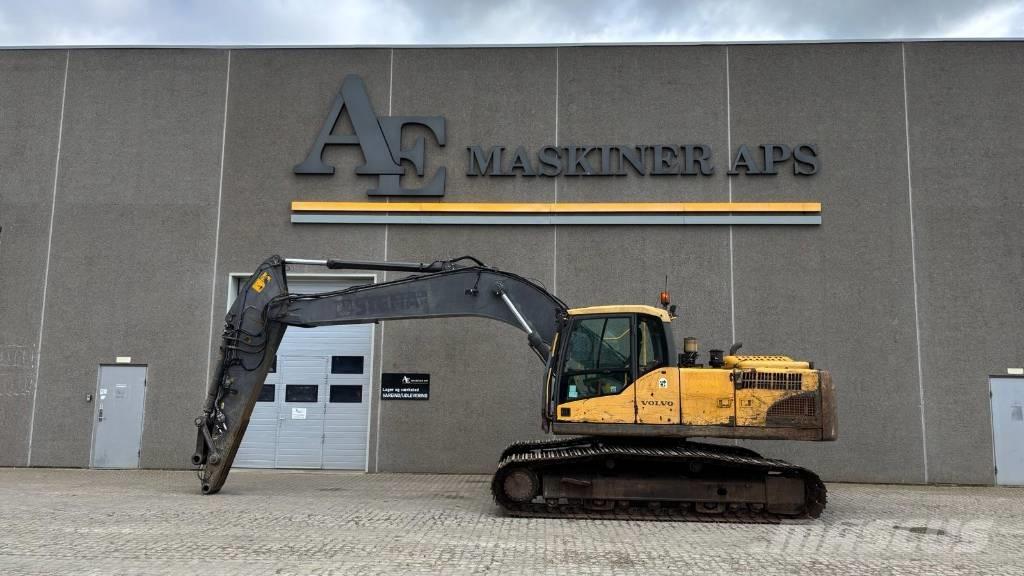 Volvo EC 240 C L Paletli ekskavatörler