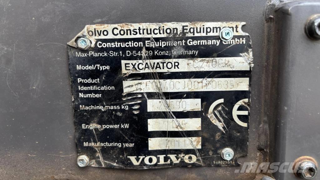 Volvo EC 240 C L Paletli ekskavatörler