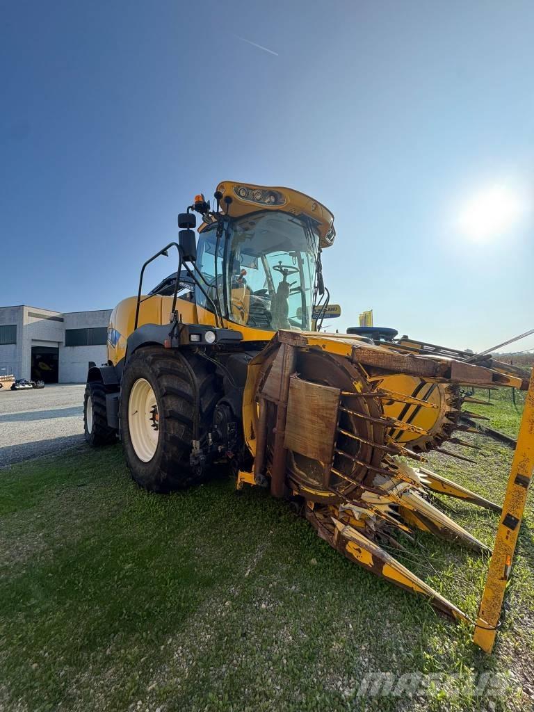 New Holland FR 600 Kendi yürür silaj makinalari