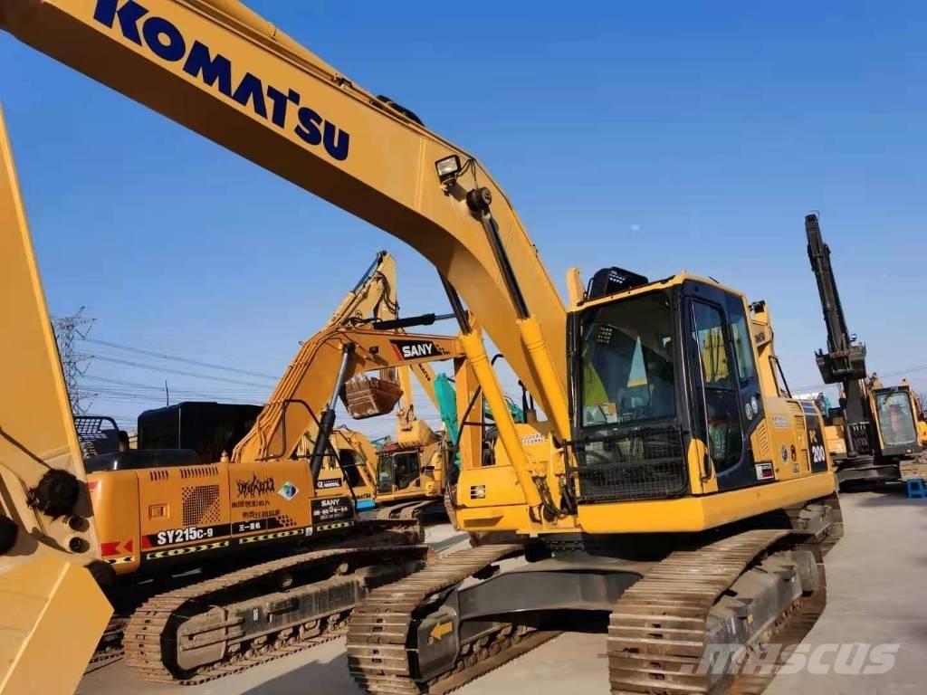 Komatsu PC 200-8 Paletli ekskavatörler