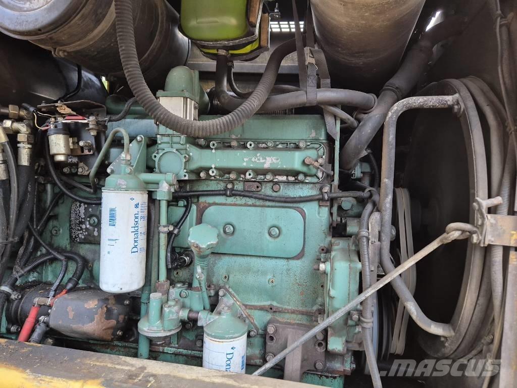 Volvo L 120 B Tekerlekli yükleyiciler