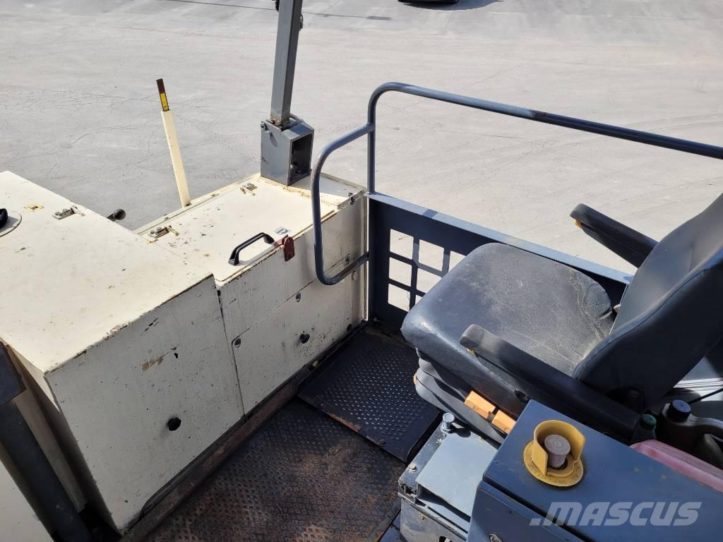 ABG Titan 326 Asfalt sericiler