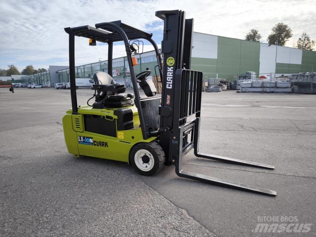 Clark GTX20s Elektrikli forkliftler