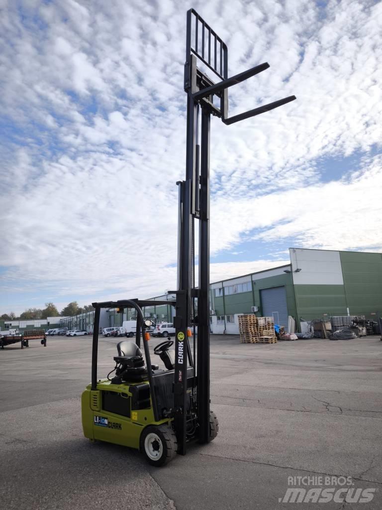 Clark GTX20s Elektrikli forkliftler