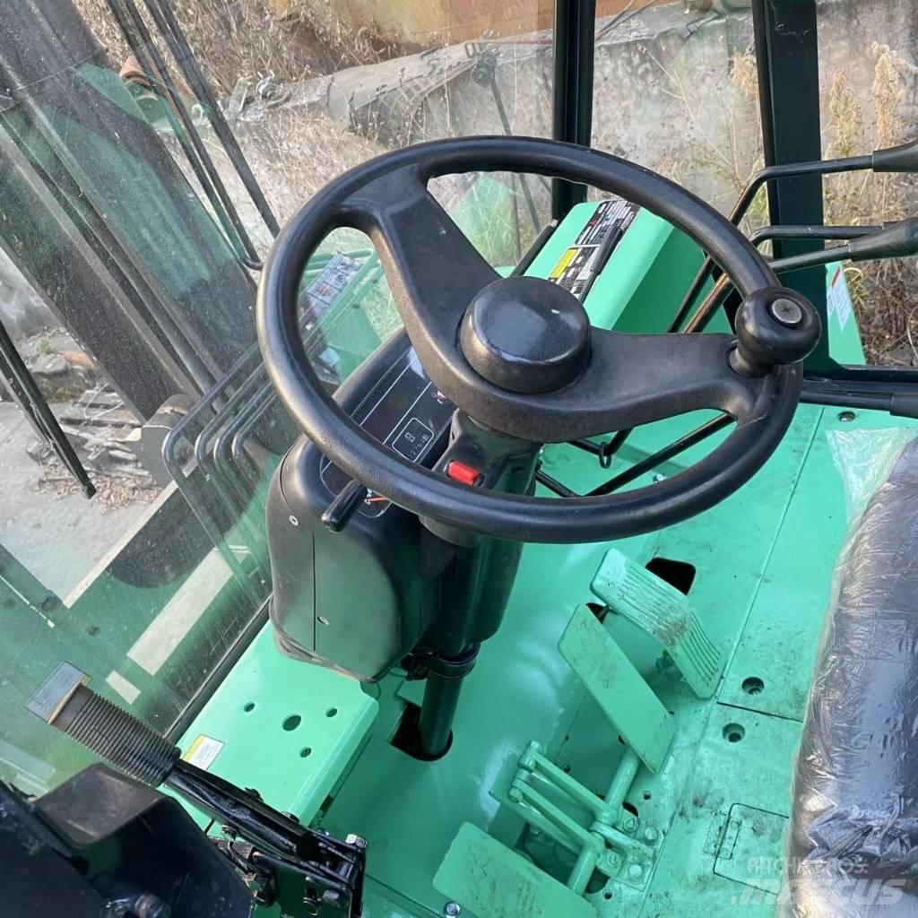 Mitsubishi FD 160 Teleskopik yükleyiciler